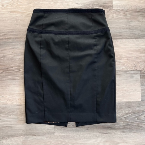 Express Elegant Black Pencil Skirt - Picture 2 of 10